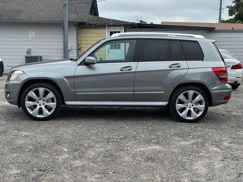 Used 2010 Mercedes-Benz GLK 350 4MATIC image 2