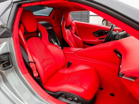 Used 2023 Chevrolet Corvette Stingray Premium Conv w/ Z51 Performance Package RWD image 27