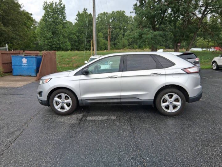 Used 2018 Ford Edge SE FWD image 8