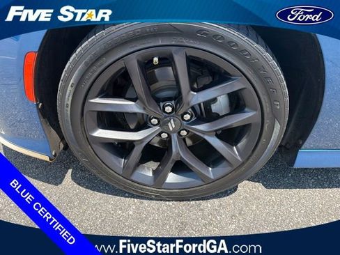Used 2022 Dodge Charger R/T w/ Plus Group RWD image 9