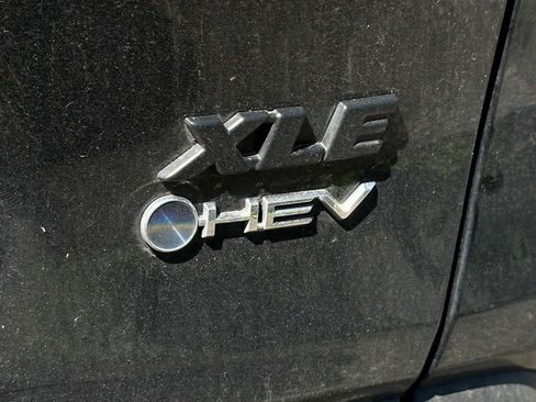 Certified 2025 Toyota RAV4 XLE w/ Convenience Package AWD/4WD image 5