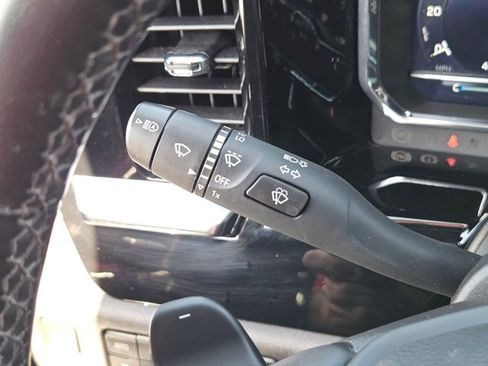 Used 2024 Chevrolet Silverado 1500 LT Trail Boss w/ Convenience Package II image 15