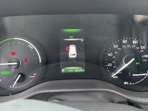 Used 2021 Toyota Sienna XSE image 23