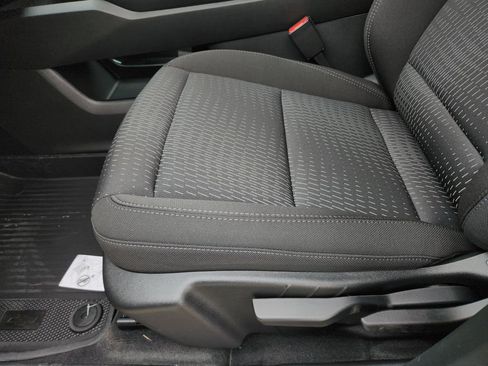 New 2026 Chevrolet Equinox LT w/ Safety and Technology Package image 17