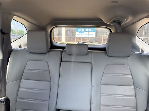 Used 2019 Honda CR-V Touring image 10