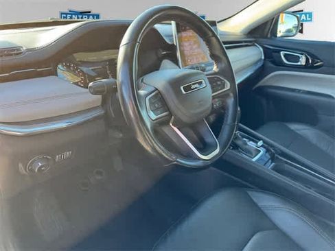 Used 2022 Jeep Compass Limited image 20