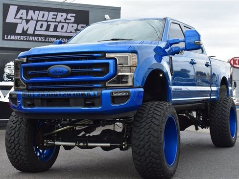 Used 2020 Ford F350 Platinum AWD/4WD image 2