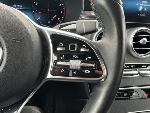 Used 2022 Mercedes-Benz GLC 300 4MATIC image 21