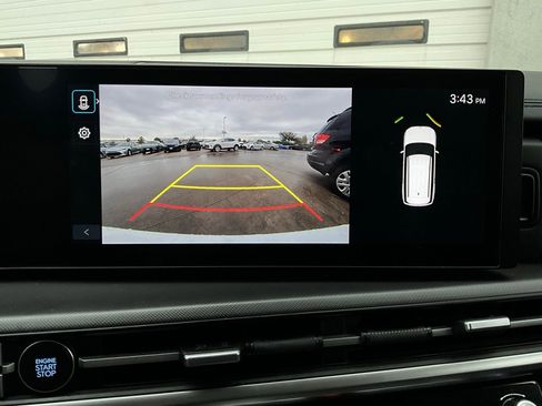 Used 2025 Hyundai Santa Fe SEL image 31