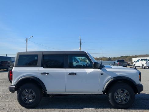 New 2025 Ford Bronco Big Bend image 2