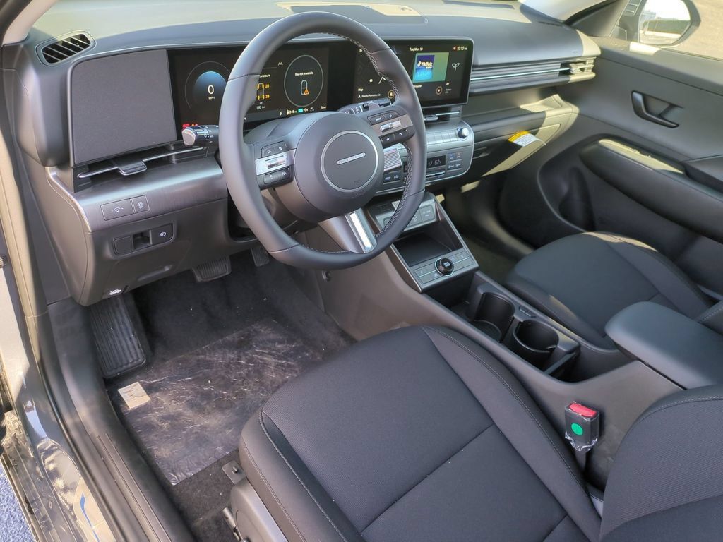 New 2025 Hyundai Kona SEL FWD image 16