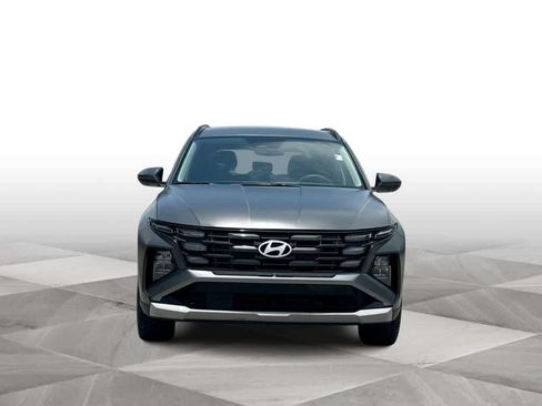 Used 2025 Hyundai Tucson SEL FWD image 3