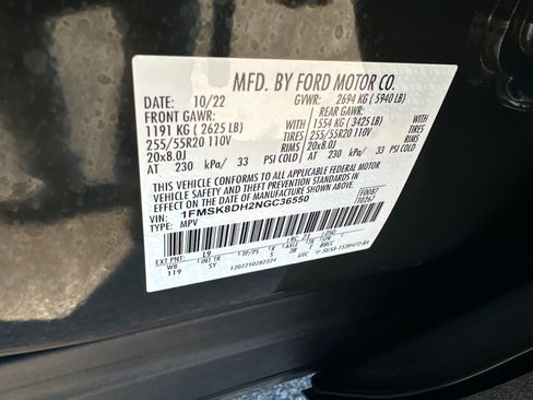 Certified 2022 Ford Explorer XLT w/ Equipment Group 202A image 31