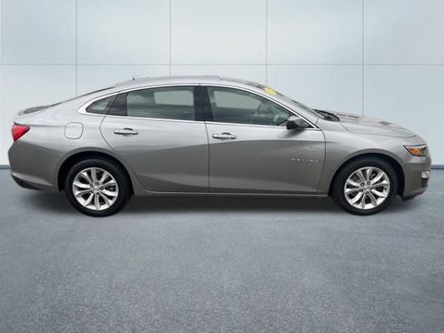 Used 2023 Chevrolet Malibu LT image 7
