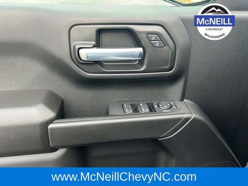 Used 2025 Chevrolet Silverado 1500 Custom w/ Turbomax Blackout Package image 17