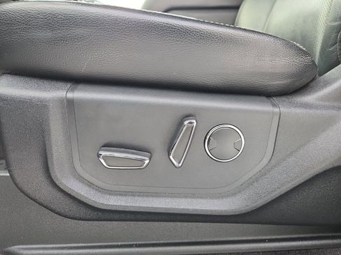 Used 2017 Ford F150 Lariat w/ Equipment Group 502A Luxury image 15