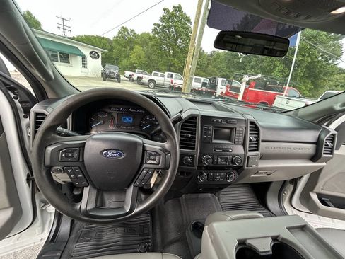 Used 2019 Ford F350 XL w/ Power Equipment Group AWD/4WD image 16