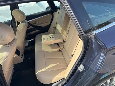 Used 2017 BMW 330i xDrive image 4