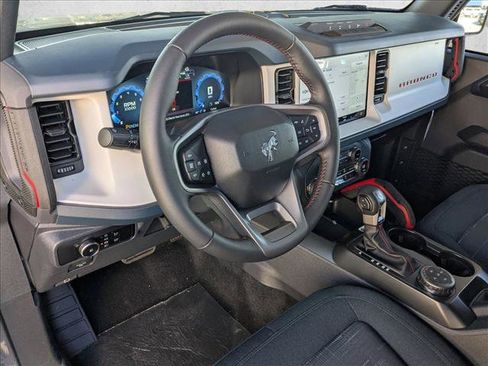 New 2025 Ford Bronco Heritage Edition image 3