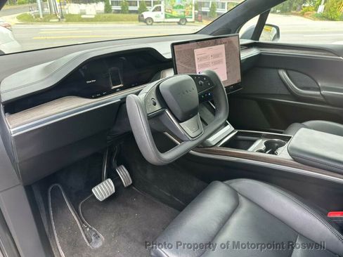 Used 2023 Tesla Model X AWD/4WD image 11