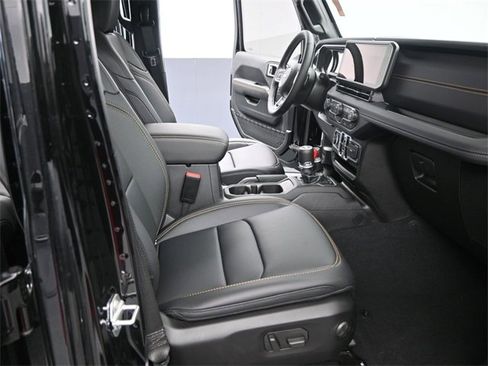New 2025 Jeep Wrangler Sahara image 23