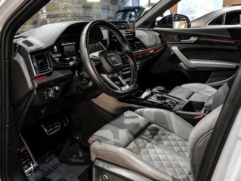Used 2021 Audi SQ5 Prestige w/ Prestige Package AWD/4WD image 4