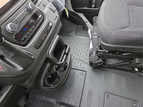 New 2026 RAM ProMaster 2500 w/ Convenience Group image 25