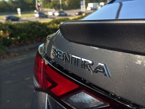 New 2025 Nissan Sentra SR w/ SR Premium Package image 14