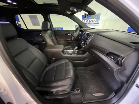 Used 2023 Chevrolet Traverse RS AWD/4WD image 35