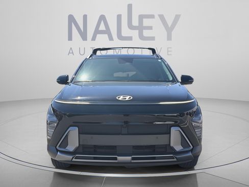 Used 2024 Hyundai Kona Limited FWD image 3
