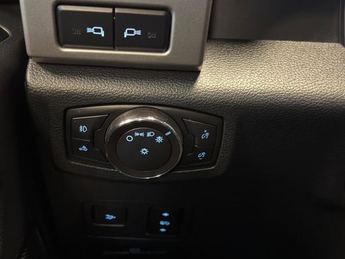 Used 2022 Ford F350 Lariat w/ Lariat Ultimate Package image 13