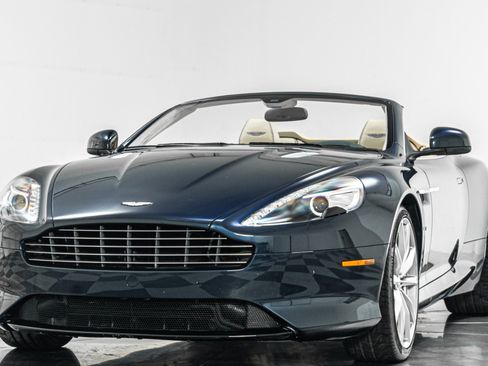 Used 2016 Aston Martin DB9 GT RWD image 5