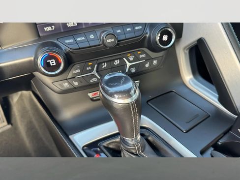 Used 2015 Chevrolet Corvette Z06 image 14