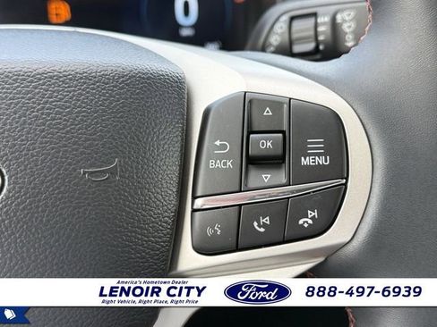 New 2026 Ford Explorer Active w/ Active Comfort Package RWD image 21