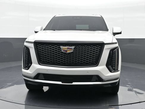Certified 2025 Cadillac Escalade Sport Platinum AWD/4WD image 6