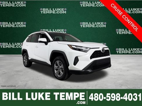 Used 2025 Toyota RAV4 XLE image 1