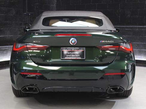 Used 2023 BMW 440i xDrive Convertible w/ Premium Package AWD/4WD image 14