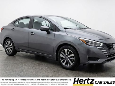 Used 2025 Nissan Versa SV FWD image 1