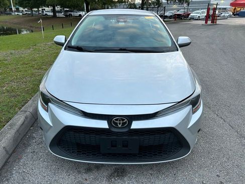 Used 2022 Toyota Corolla LE image 8