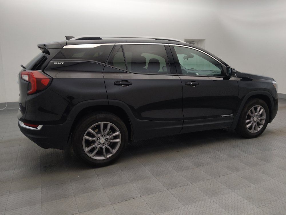 Used 2024 GMC Terrain SLT AWD/4WD image 10