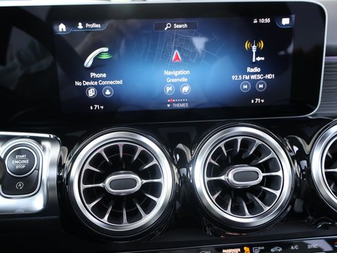 Certified 2021 Mercedes-Benz GLB 250 image 39