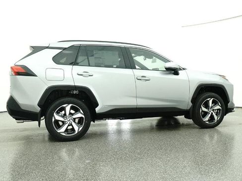 New 2025 Toyota RAV4 SE image 24