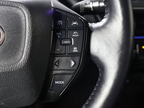 Used 2023 Toyota Prius XLE image 40