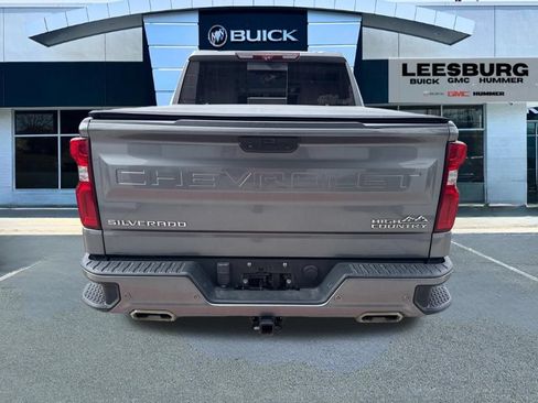 Used 2021 Chevrolet Silverado 1500 High Country w/ Technology Package AWD/4WD image 6