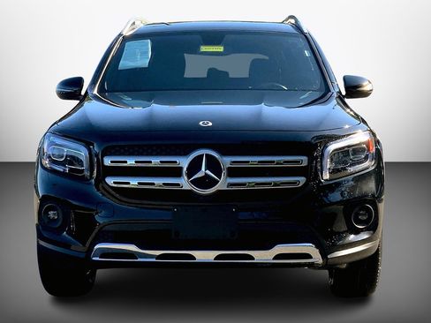 Used 2023 Mercedes-Benz GLB 250 4MATIC image 5