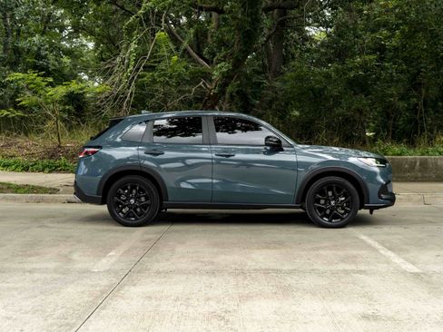 Certified 2024 Honda HR-V Sport image 10