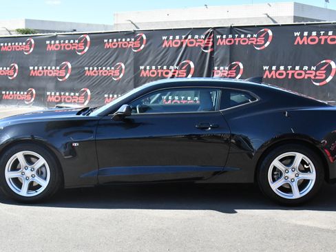 Used 2023 Chevrolet Camaro LT RWD image 4