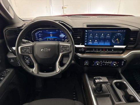 Used 2023 Chevrolet Silverado 1500 RST image 17