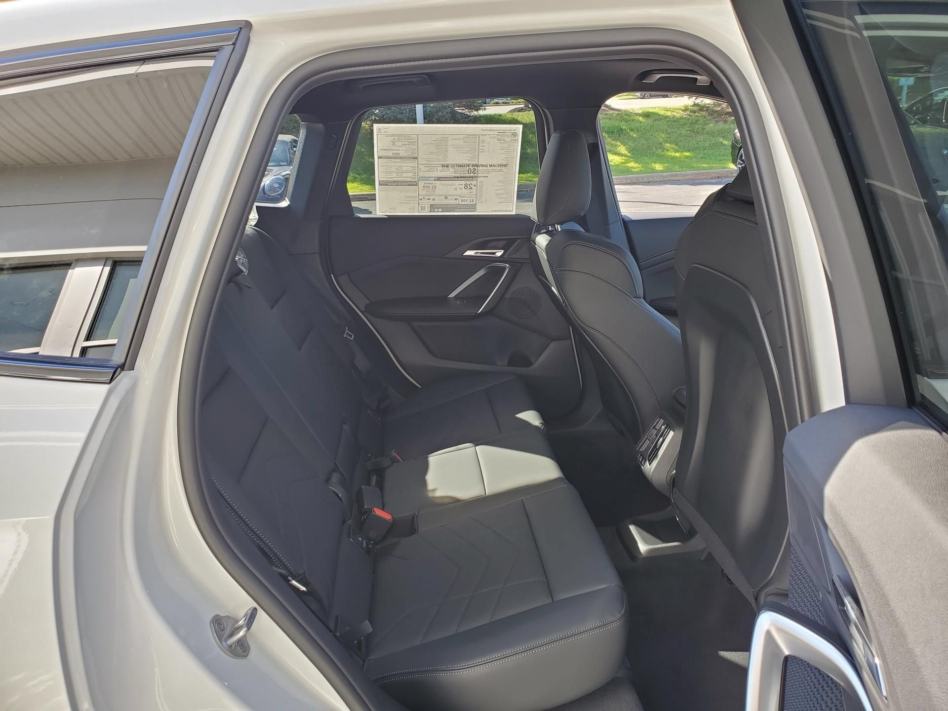 New 2027 BMW X1 xDrive28i AWD/4WD image 17