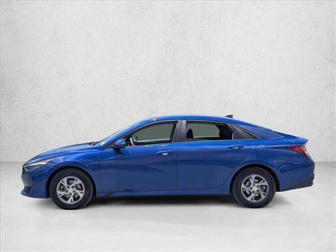 Used 2021 Hyundai Elantra SE FWD image 7